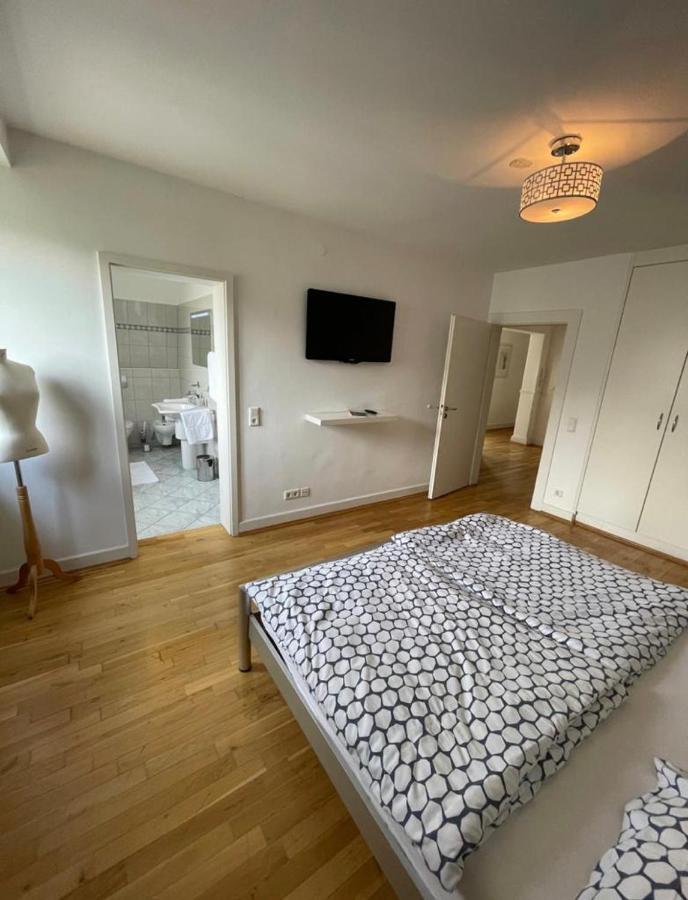 Luxury Rooftop Loft With River View 10Min To City Apartment Dusseldorf Ngoại thất bức ảnh