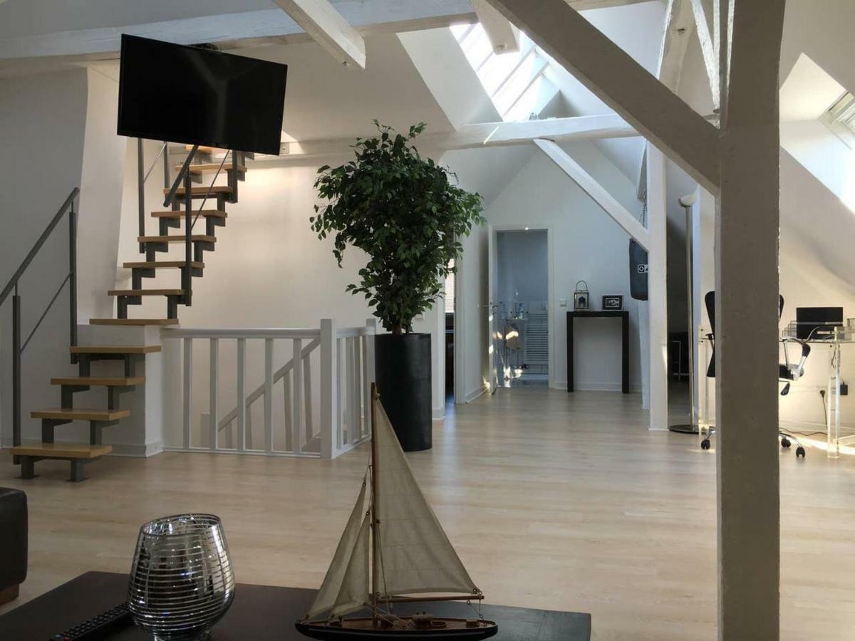 Luxury Rooftop Loft With River View 10Min To City Apartment Dusseldorf Ngoại thất bức ảnh